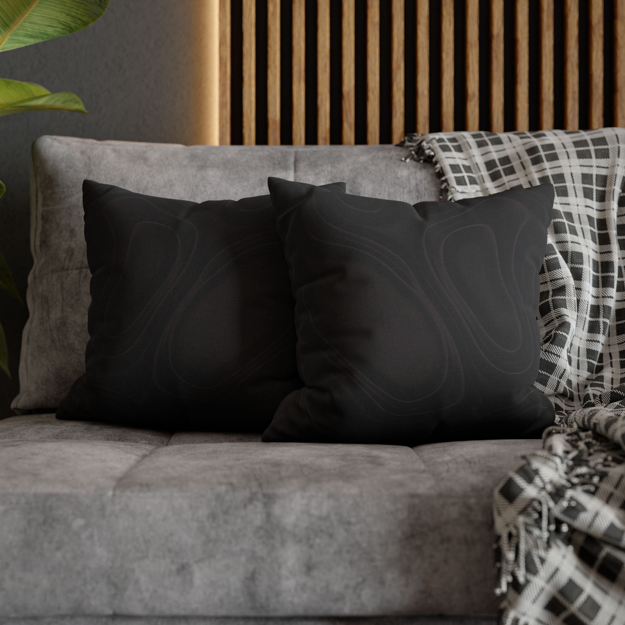 Onyx Pillowcase