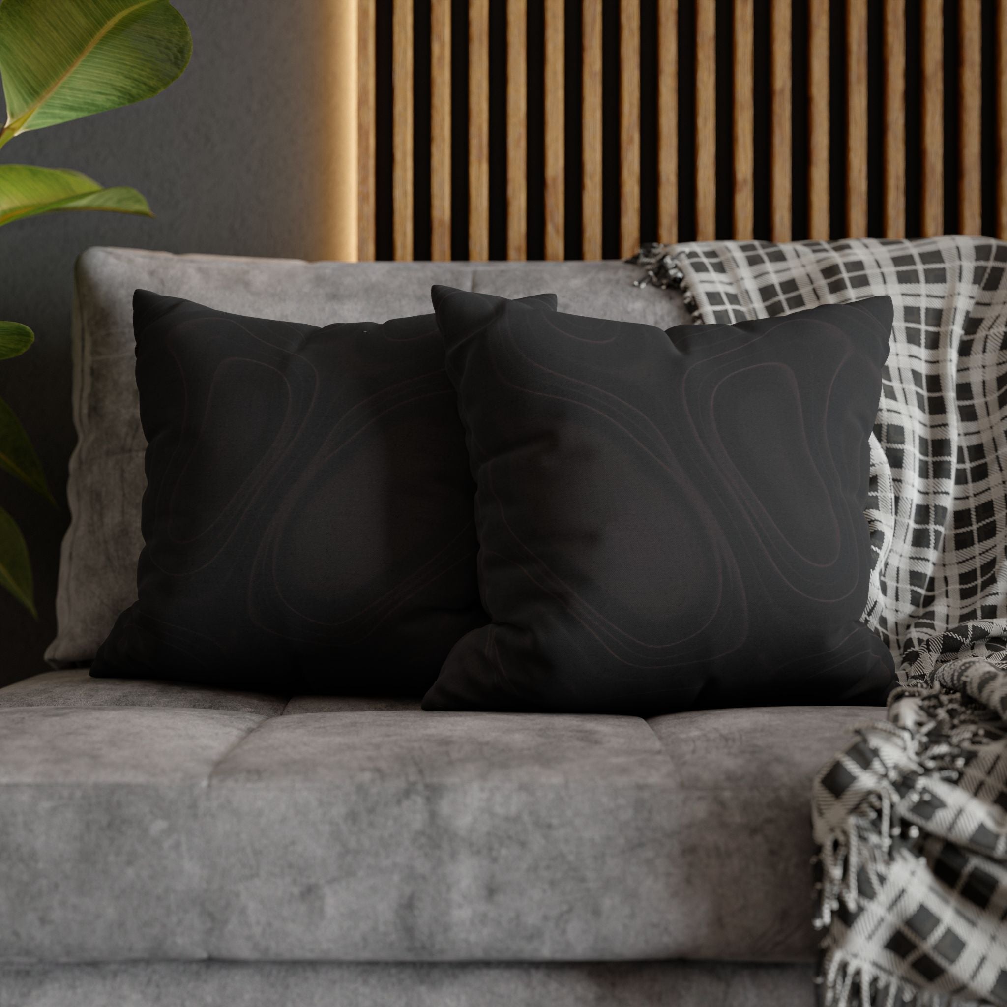 Onyx Pillowcase